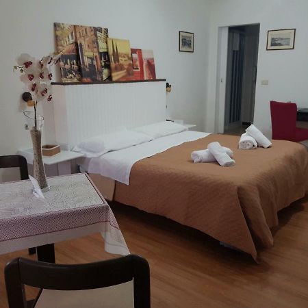 Rooms2Rent レッジョ・ディ・カラブリア エクステリア 写真