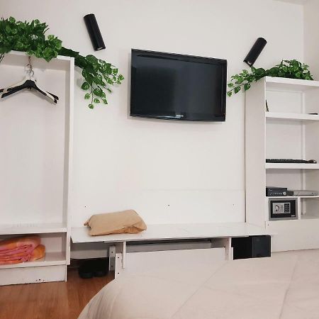 Rooms2Rent レッジョ・ディ・カラブリア エクステリア 写真