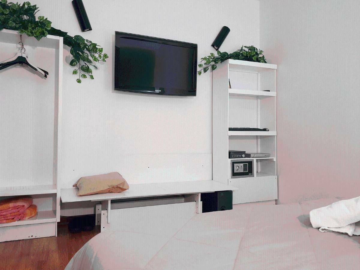 Rooms2Rent レッジョ・ディ・カラブリア エクステリア 写真