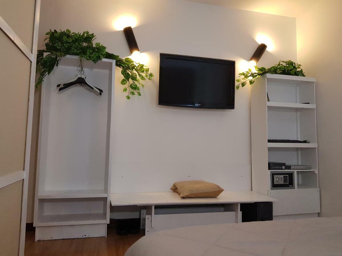 Rooms2Rent レッジョ・ディ・カラブリア エクステリア 写真